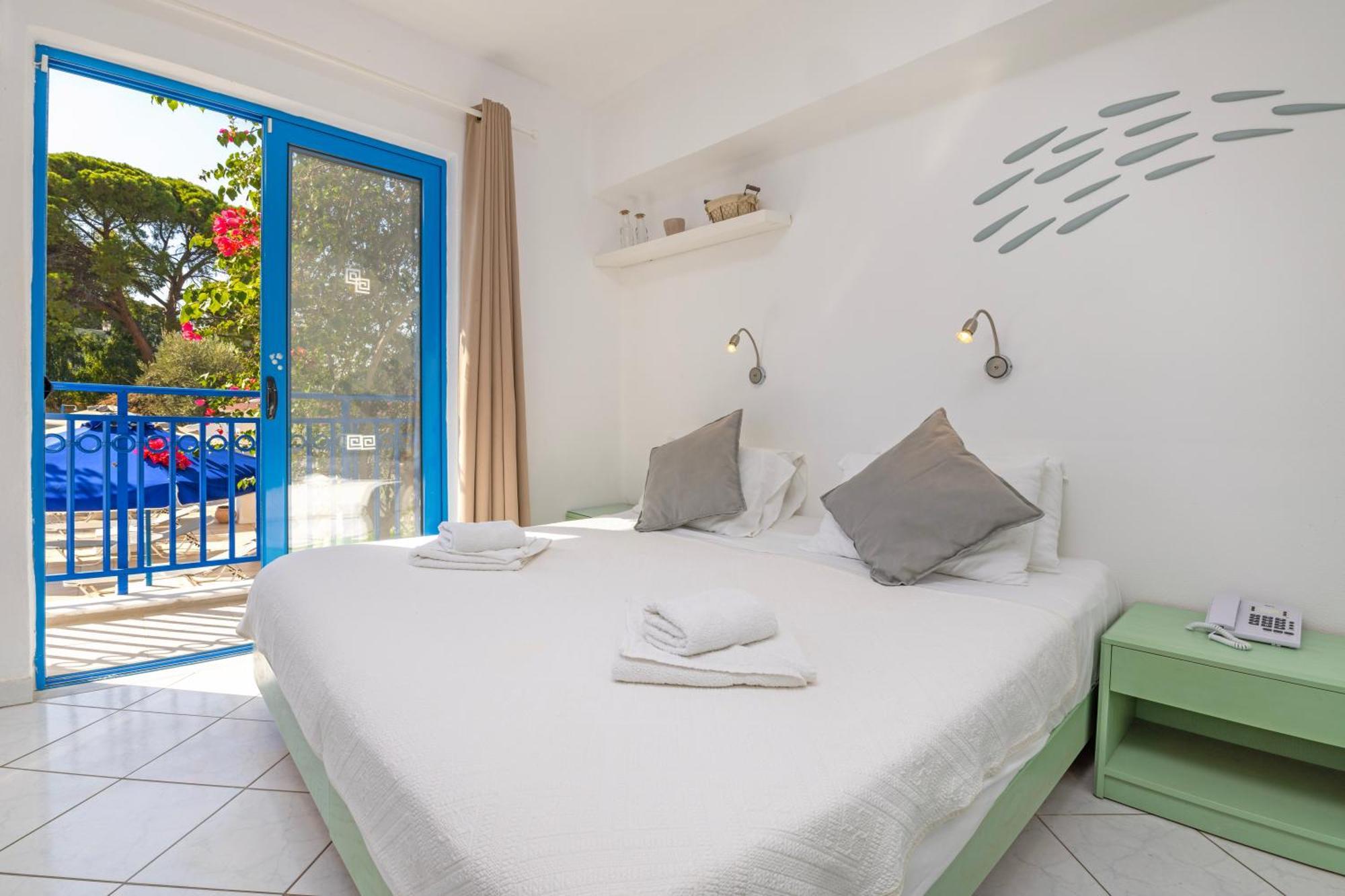 Hotel Nathalie Ixia  Exterior photo